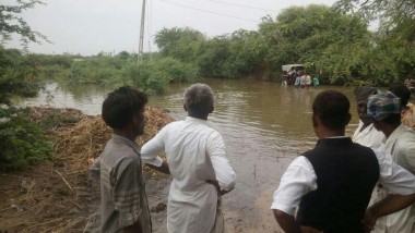 गुजरात प्रदेश में बनासकांठा जिला के पुरग्रस्त ईलाको की मुलाकात-2015 